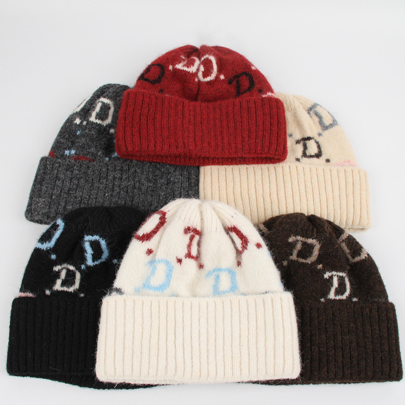 Jacquard Knit Beanie Hat Color - огляд і ціна Beanie Cuffed Knit