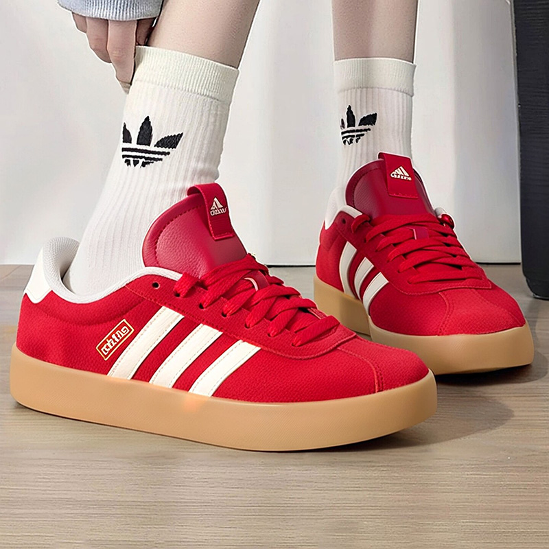 Adidas KI5079 Low Top Skate Sh - огляд і ціна Adidas Shoes Gazelle